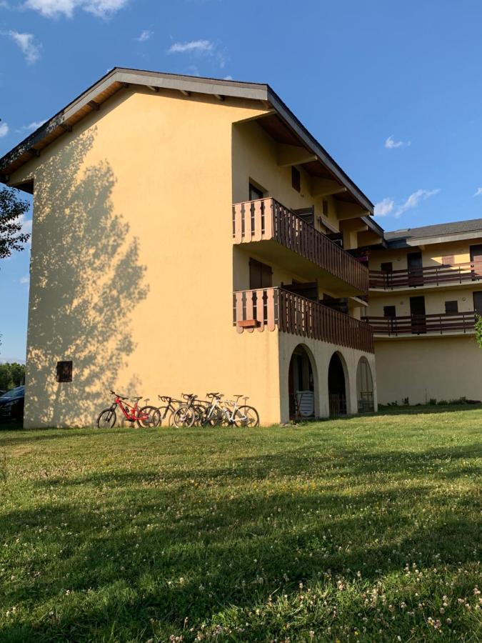 Val De Llous I 40 Apartment Sainte-Leocadie Exterior photo